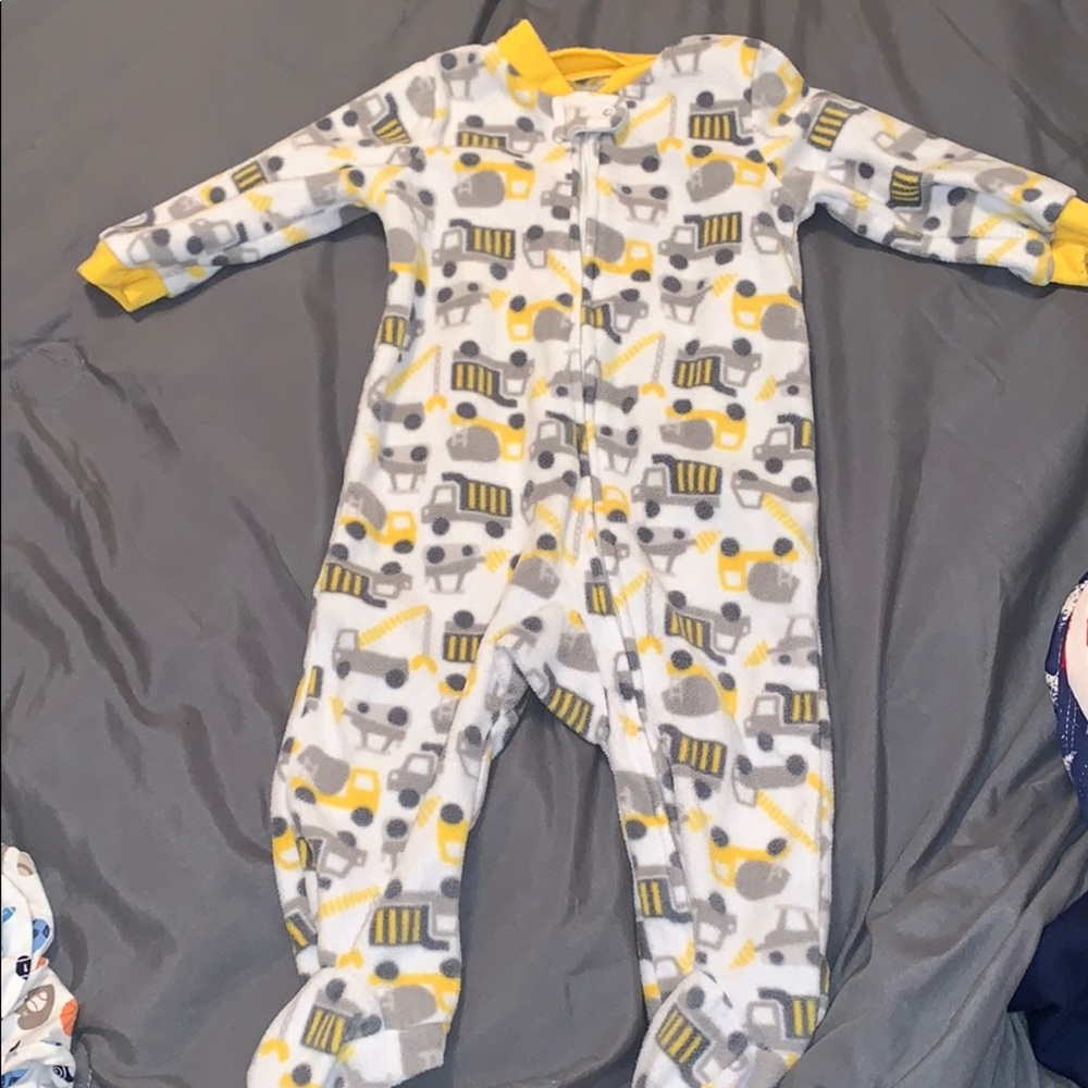 onesies - Picture 2 of 8